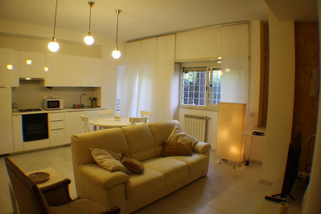 Conny'S Home Rome Bilik gambar