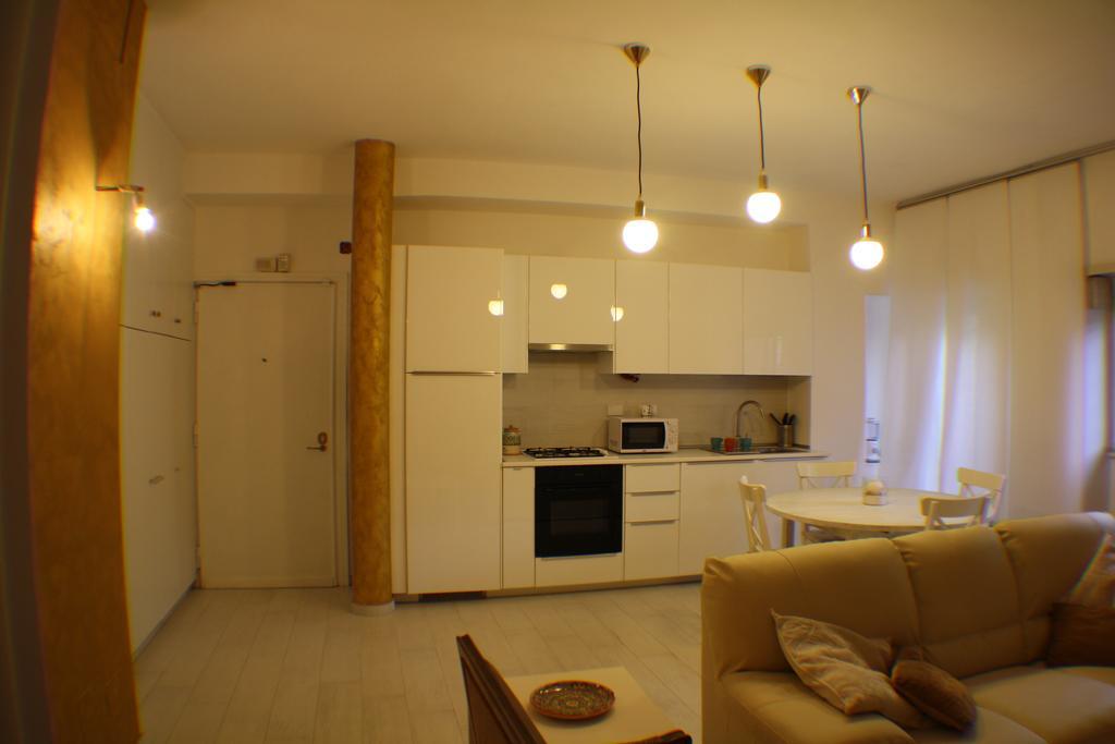 Conny'S Home Rome Bilik gambar